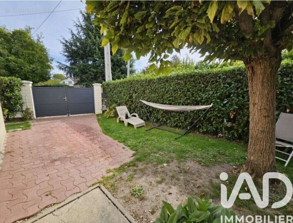 Photo 2 - Maison à LE RAINCY