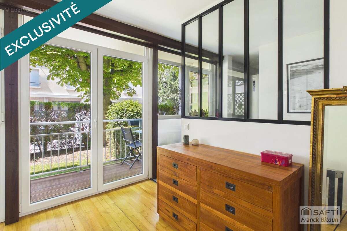 Photo 2 - Appartement à COURBEVOIE