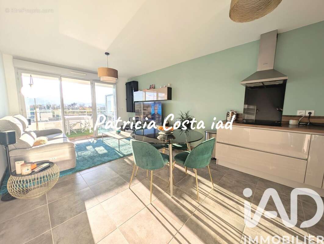 Photo 3 - Appartement à PUGET-SUR-ARGENS