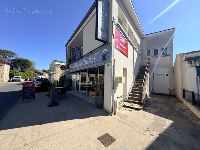 Murs commerciaux /professionnels et appartement - photo 14
