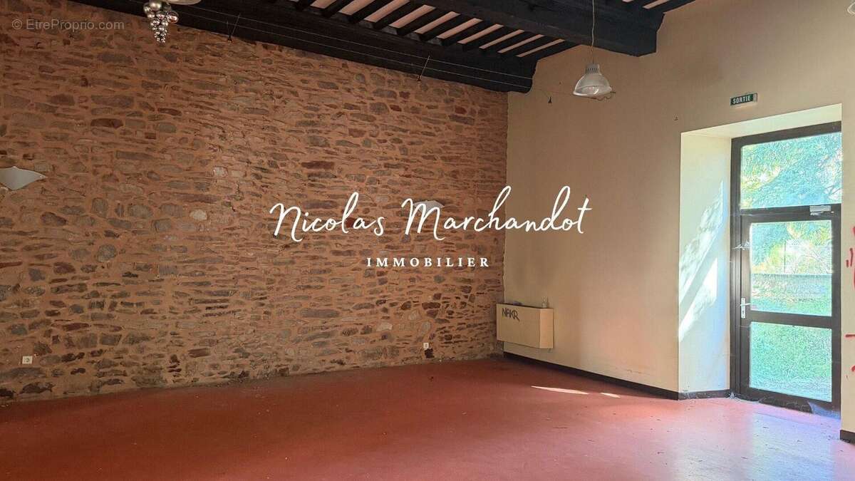 Appartement 146 m² à Rodez  - photo 2