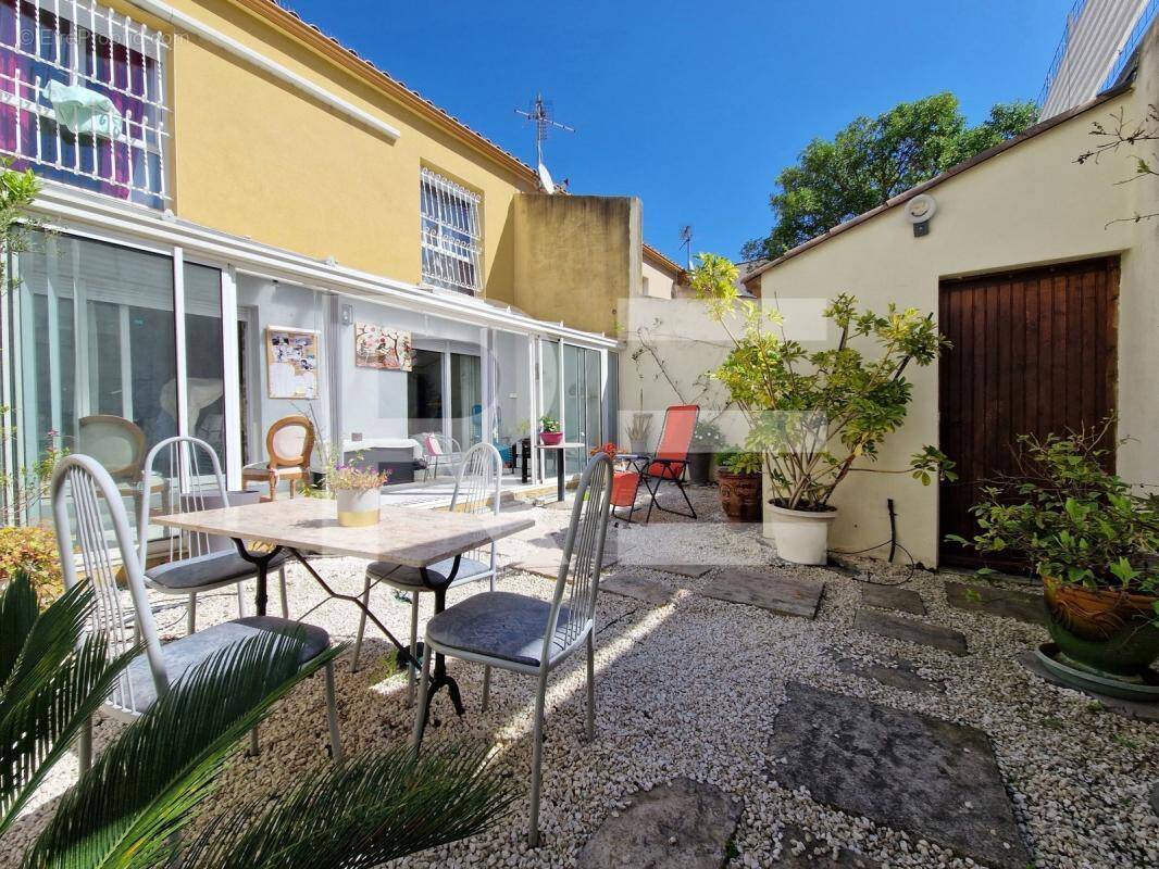 Maison à NIMES