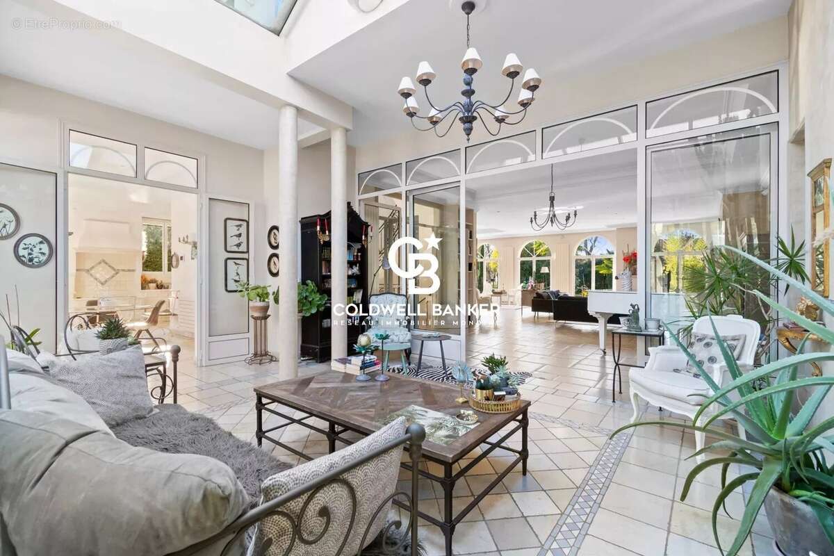 Maison à LE VESINET