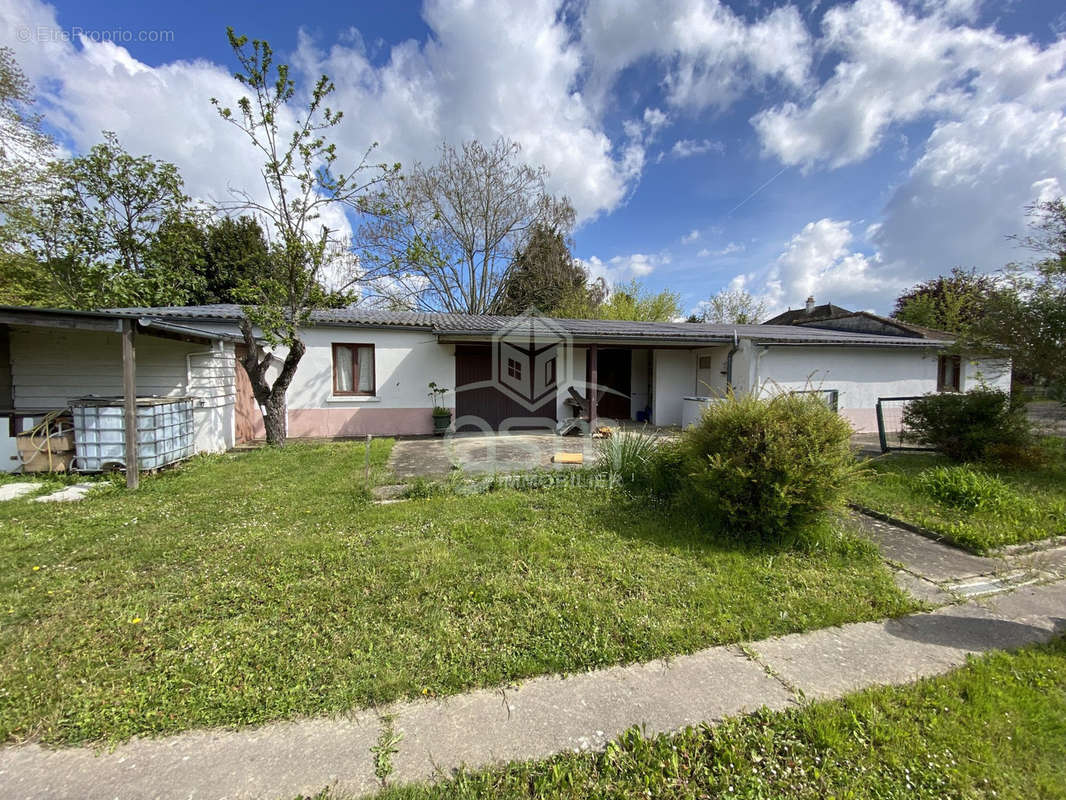 Maison à SAINTE-CATHERINE-DE-FIERBOIS