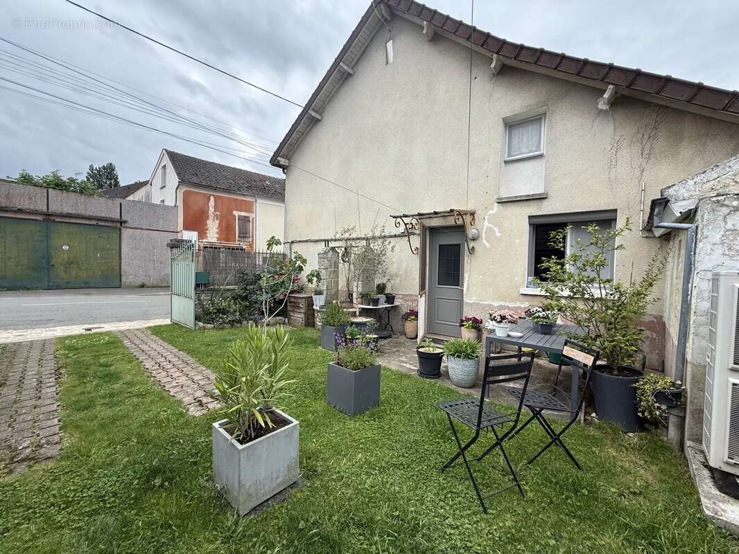 Appartement à LIZY-SUR-OURCQ