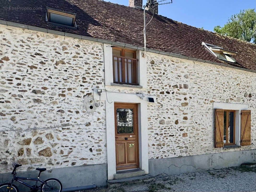 Maison à COULOMMIERS