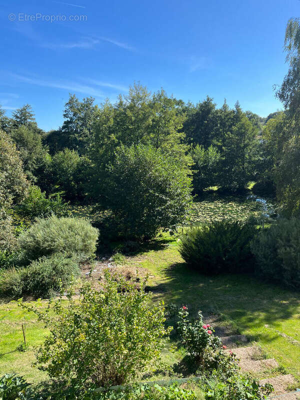 Maison à LE VIGEANT