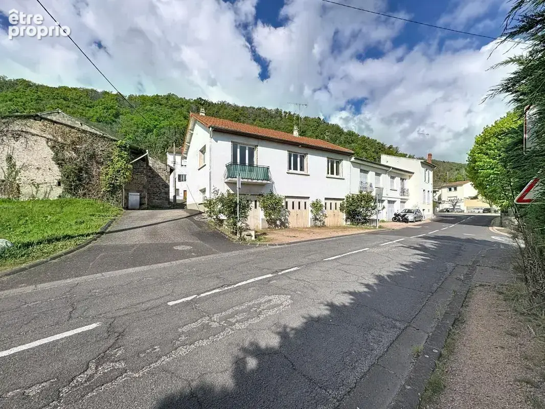 Maison à SAYAT