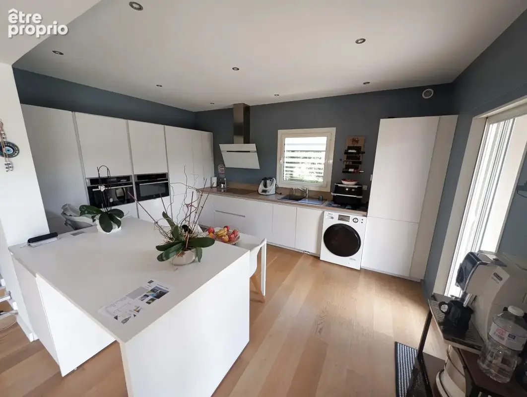 Rare sur le secteur du brusc   grande maison avec piscine et double garage - photo 6