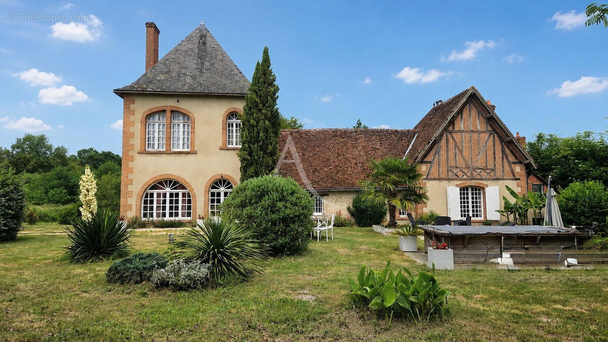 Maison à SALBRIS
