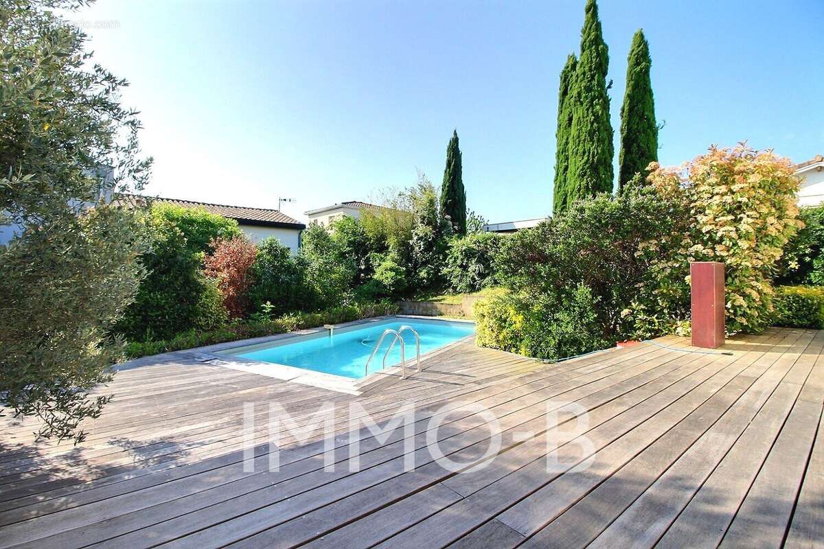 Maison à RAMONVILLE-SAINT-AGNE