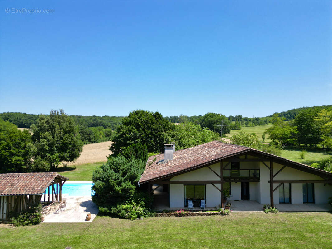 Maison à CASTELJALOUX