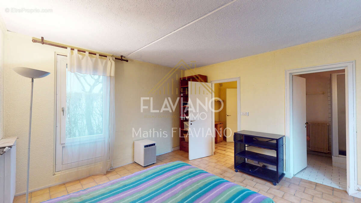 Appartement à SAINT-MICHEL-SUR-ORGE