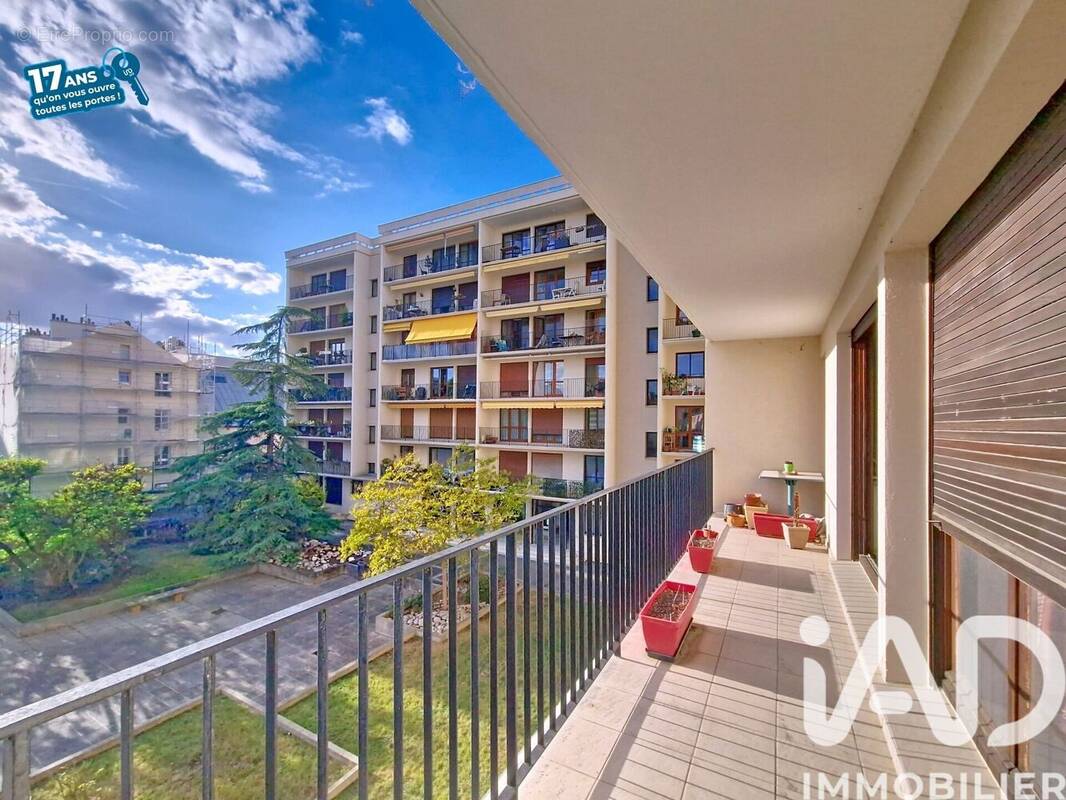 Photo 1 - Appartement à SAINT-DENIS