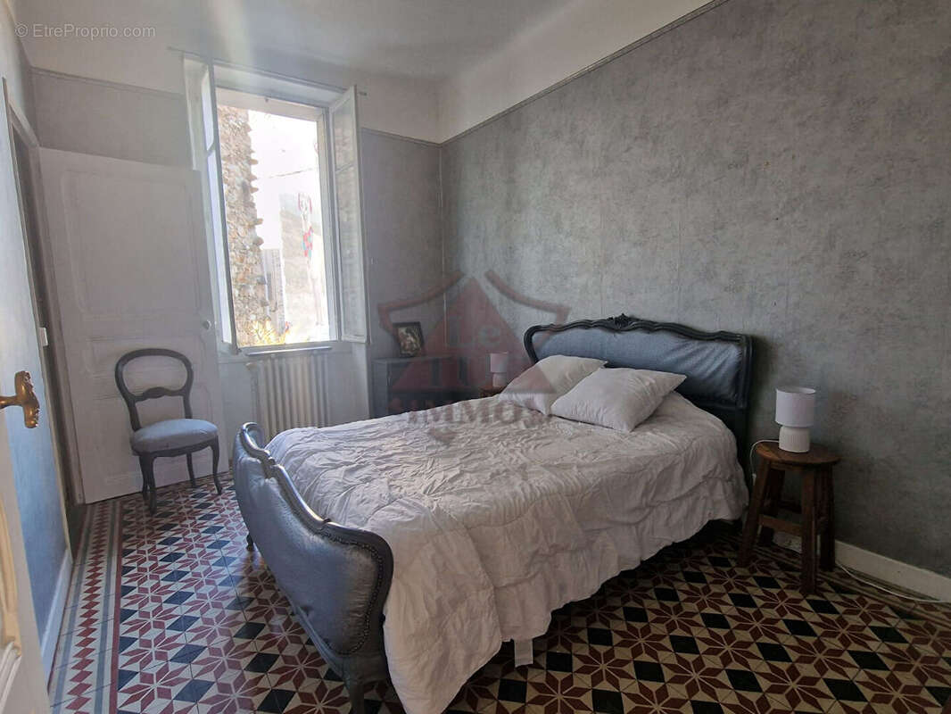 Maison à MOLIERES-SUR-CEZE