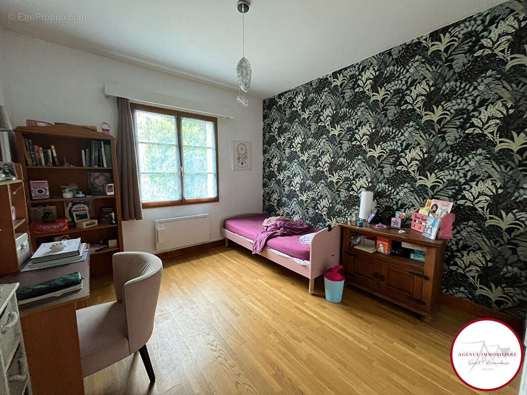 Maison familiale 4 chambres avec jardin et garage 146m² - photo 8