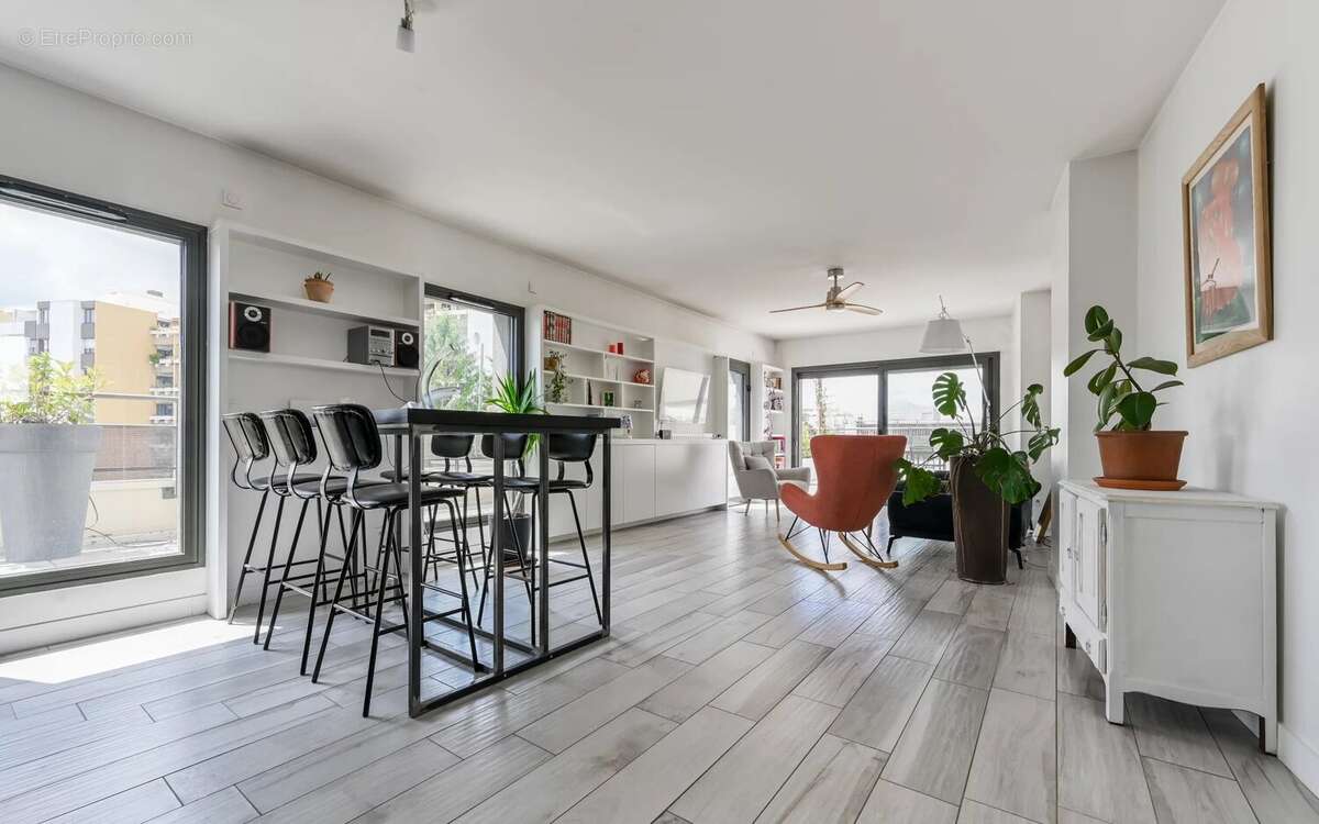 Dernier étage avec toit terrasse de 80 m² - photo 28
