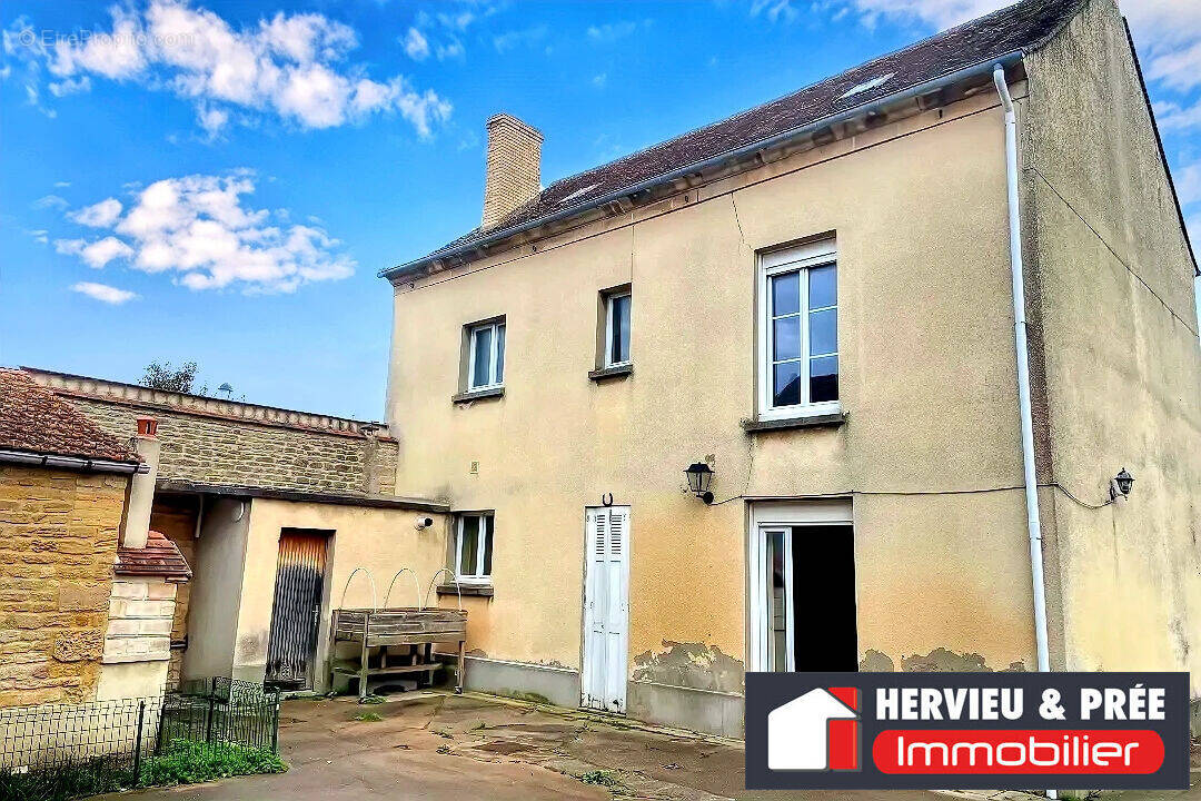 Maison à LUC-SUR-MER