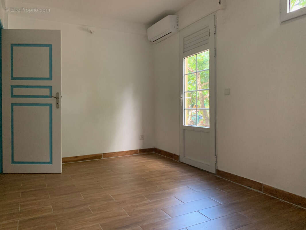 Appartement à LE ROBERT