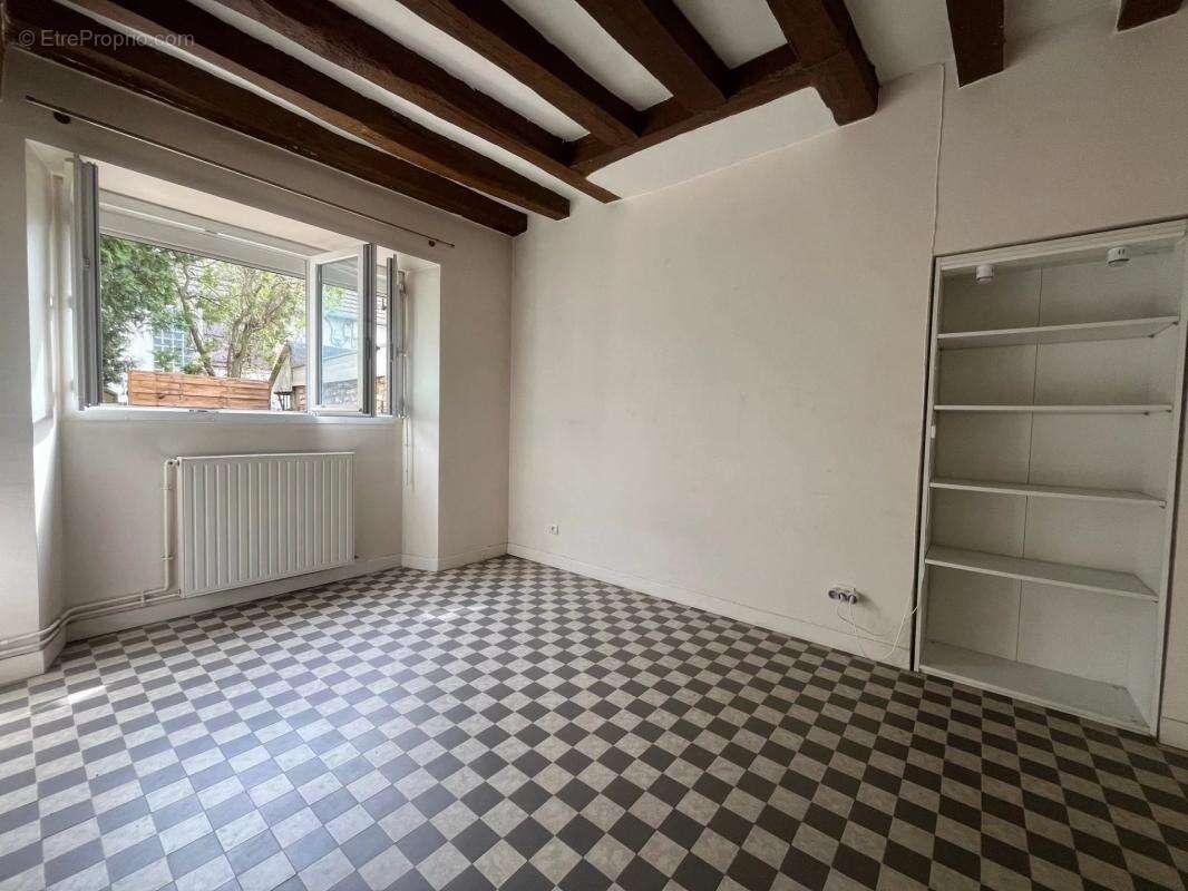 Maison à PLAISIR