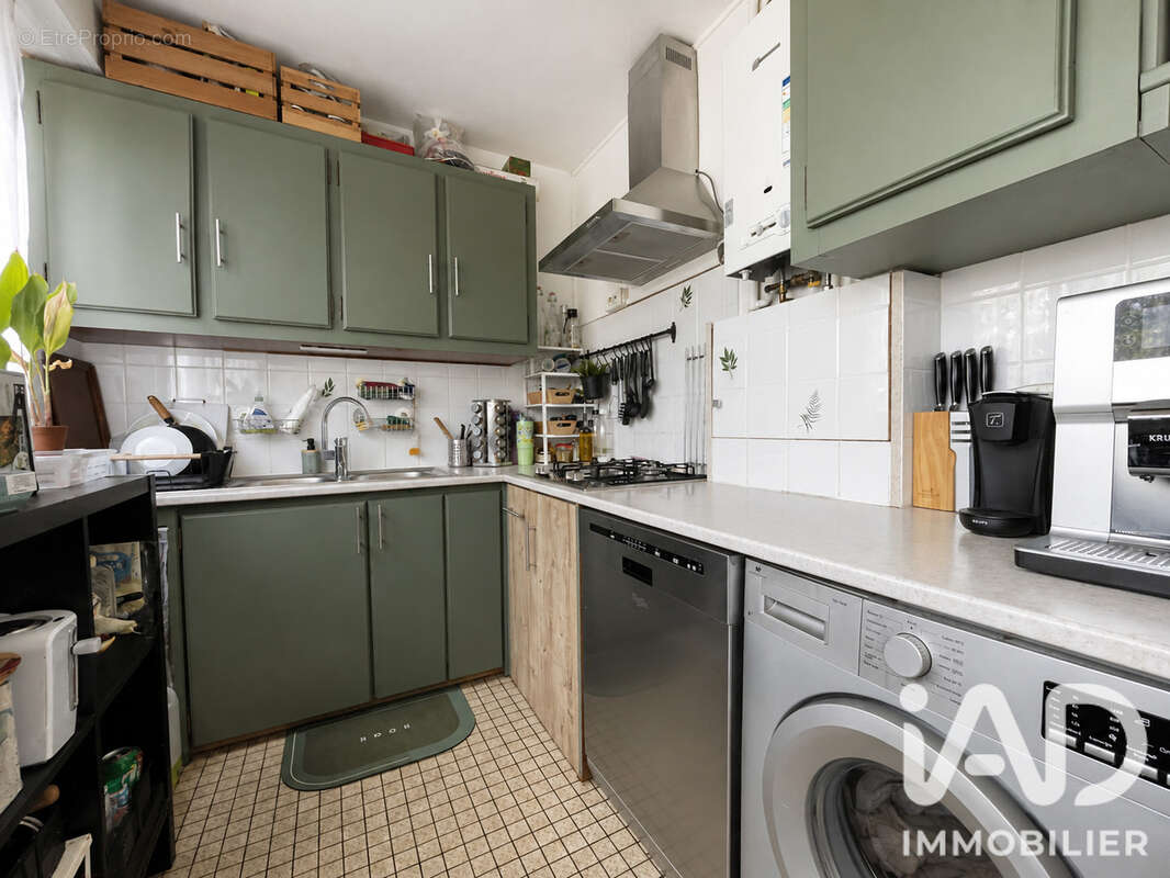 Appartement 64 m² à Evry  - photo 4