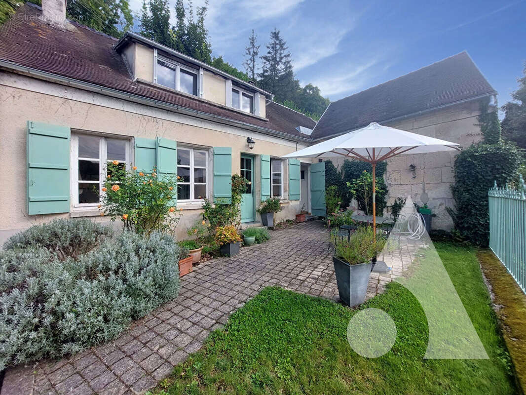 Maison à PIERREFONDS