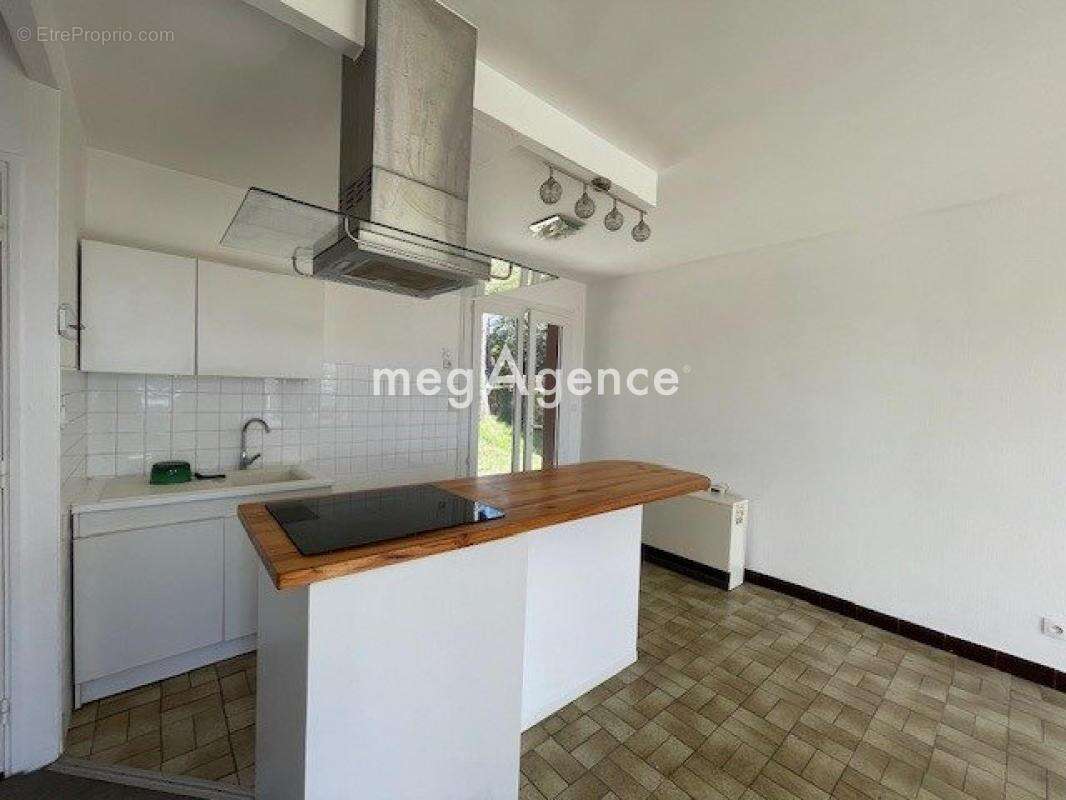 Maison à LARMOR-BADEN