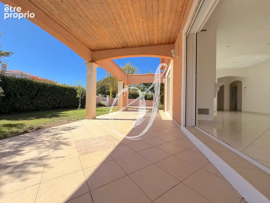 Villa de type 6, 5 chambres avec jardin & sous sol intégral sur Saint Georges d'Orques - photo 6