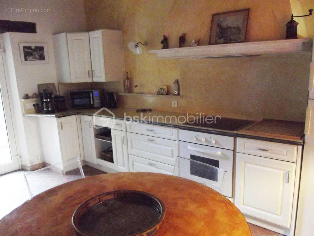 Maison à ROUSSILLON