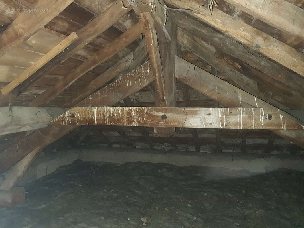 Maison à SAINT-GERMAIN-LAVAL