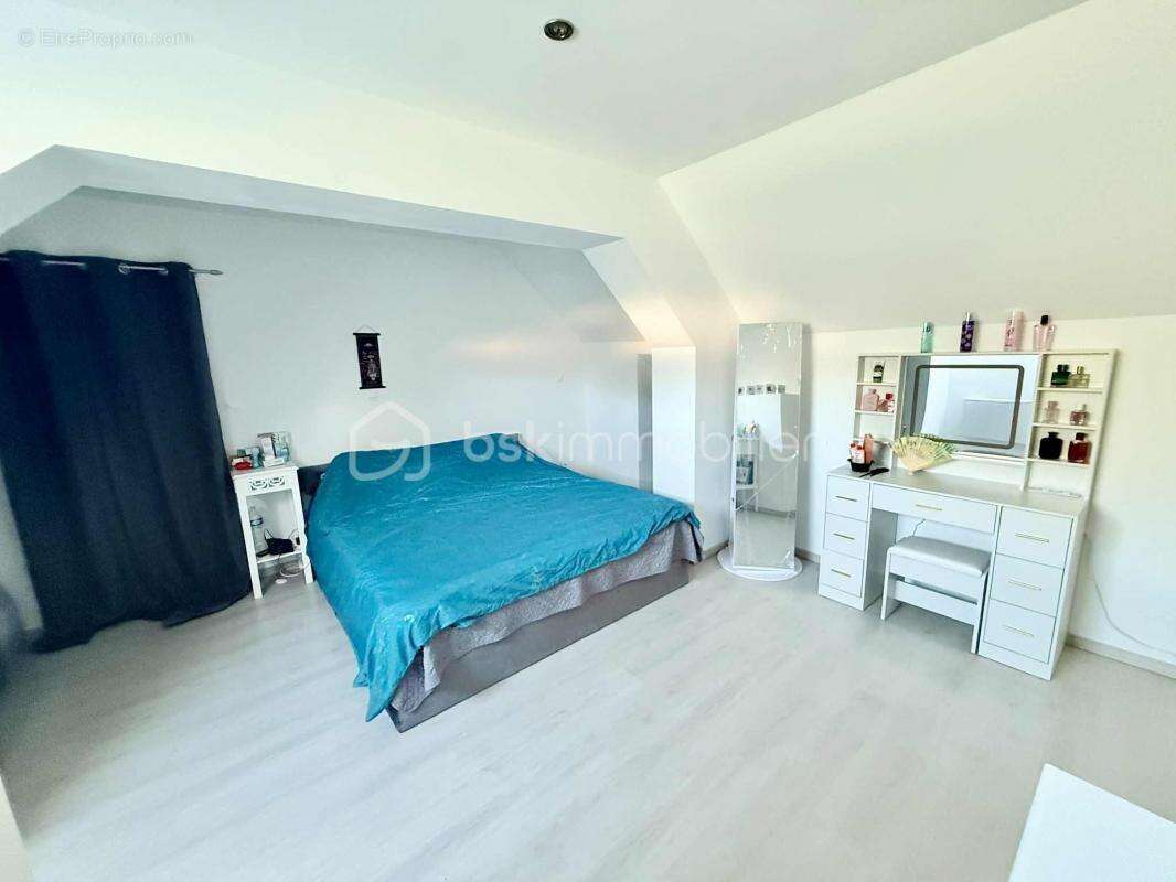 Maison à BERNEUIL-EN-BRAY