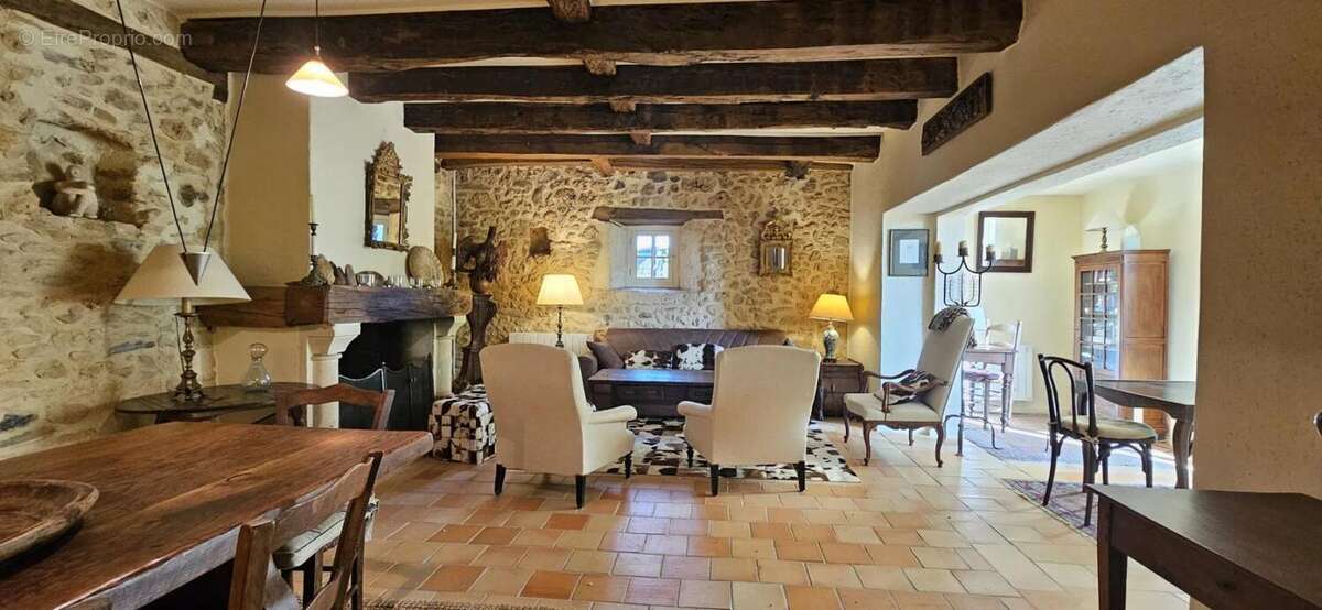 Maison à CAMPSEGRET