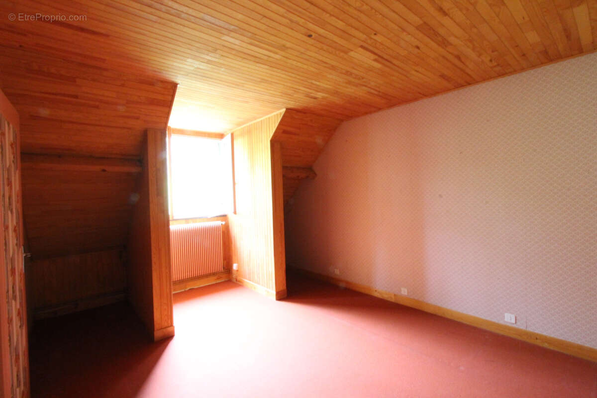 Maison à LA MARCHE