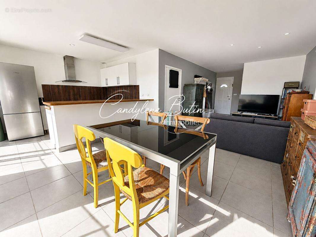 Villa T5 avec piscine, 4 chambres et garage - photo 3