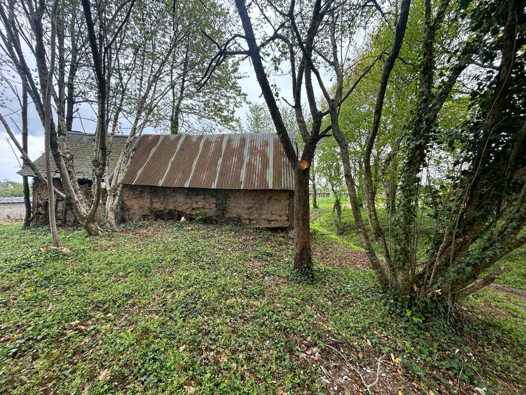 Maison à MORTAIN