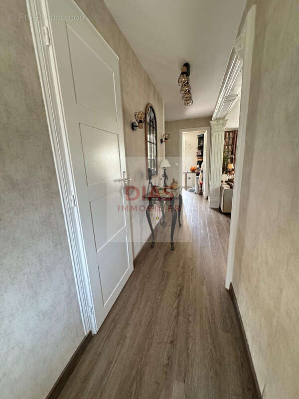 Maison à PONTAULT-COMBAULT