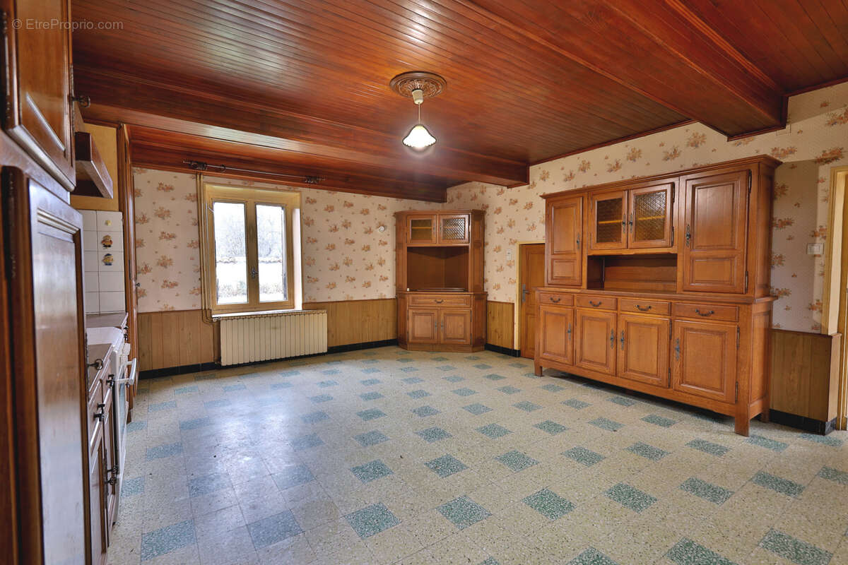 Maison à BEAUVOIR-DE-MARC