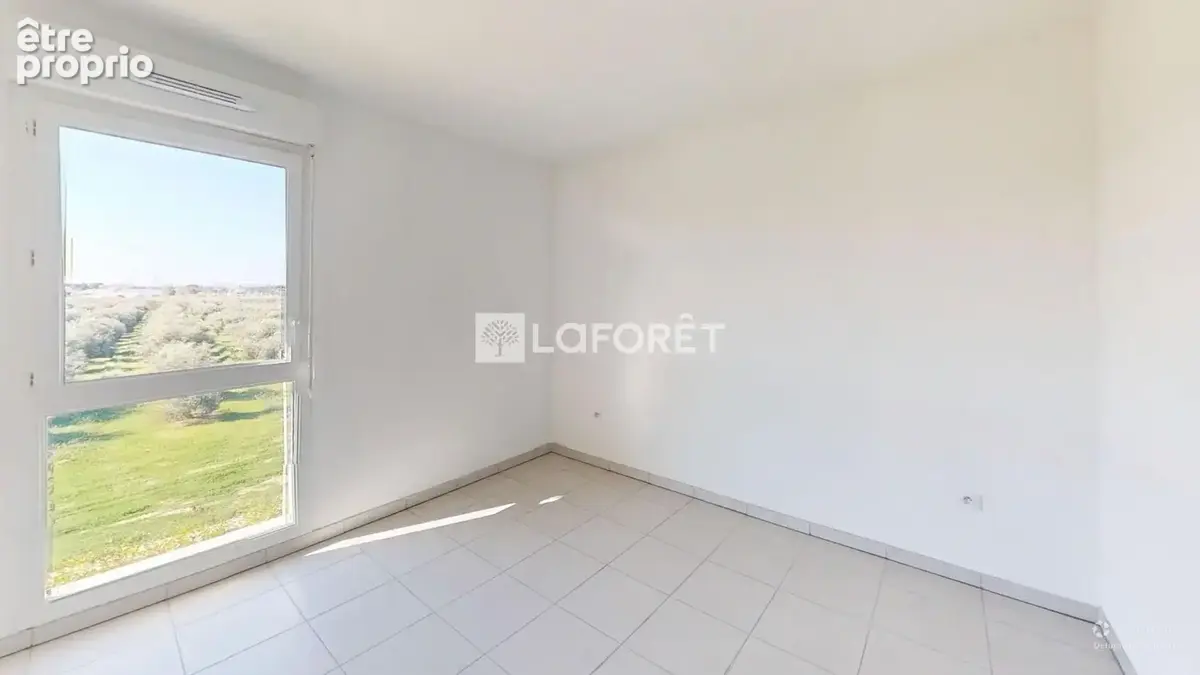 Appartement La Fare-les-oliviers 2 pièce(s) 40 m2 - Résidence Jardins et Paysages - photo 3