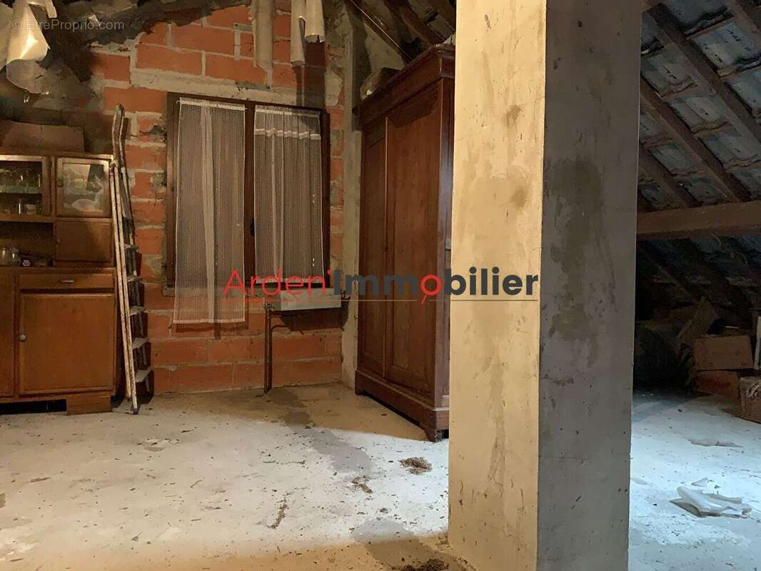 Maison à FRAILLICOURT