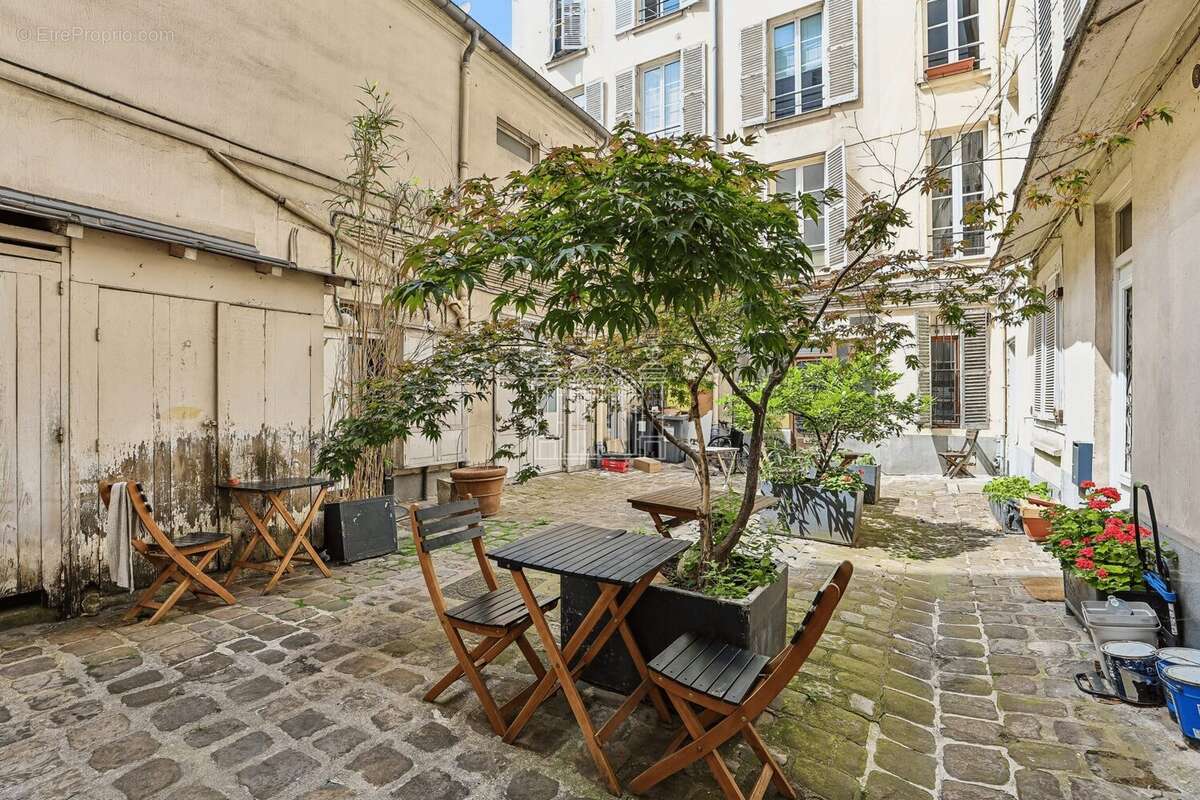 Appartement à PARIS-7E