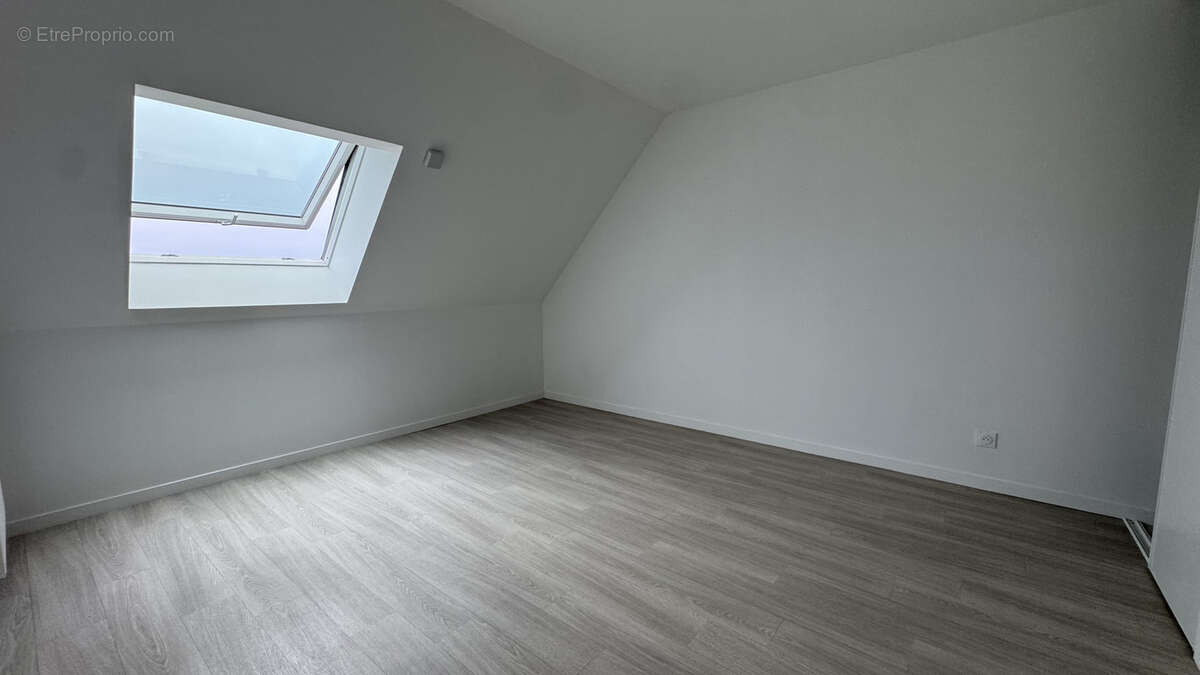 Appartement à TINQUEUX