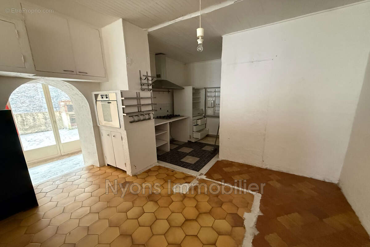 Appartement à LES PILLES