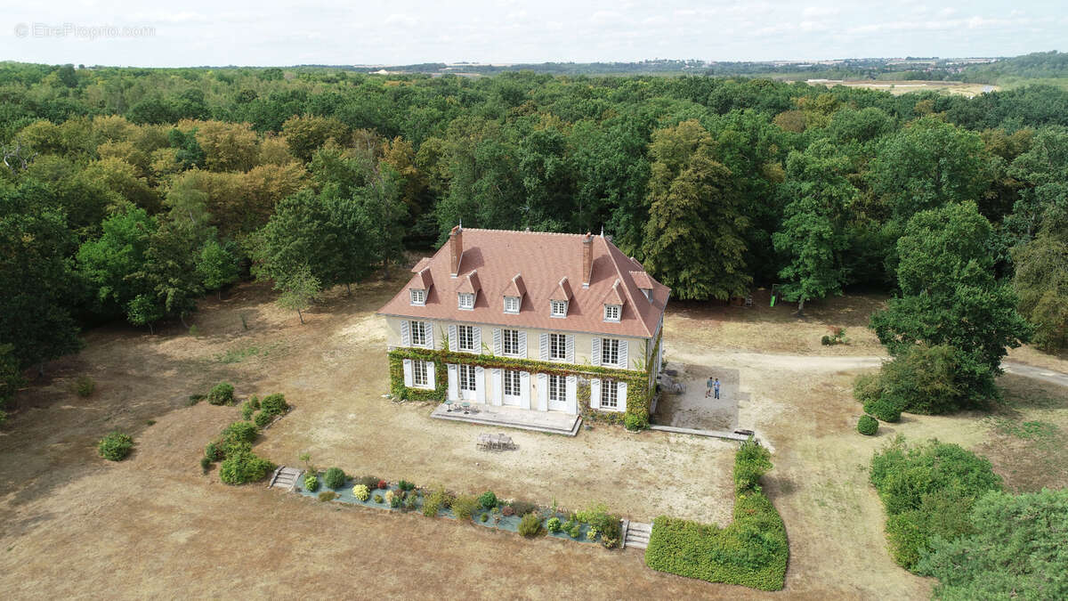 ARMENTIERES EN BRIE (77)à vendre superbe maison de maitre 18 chambres sur son parc arboré de 13500 m2 - photo 3