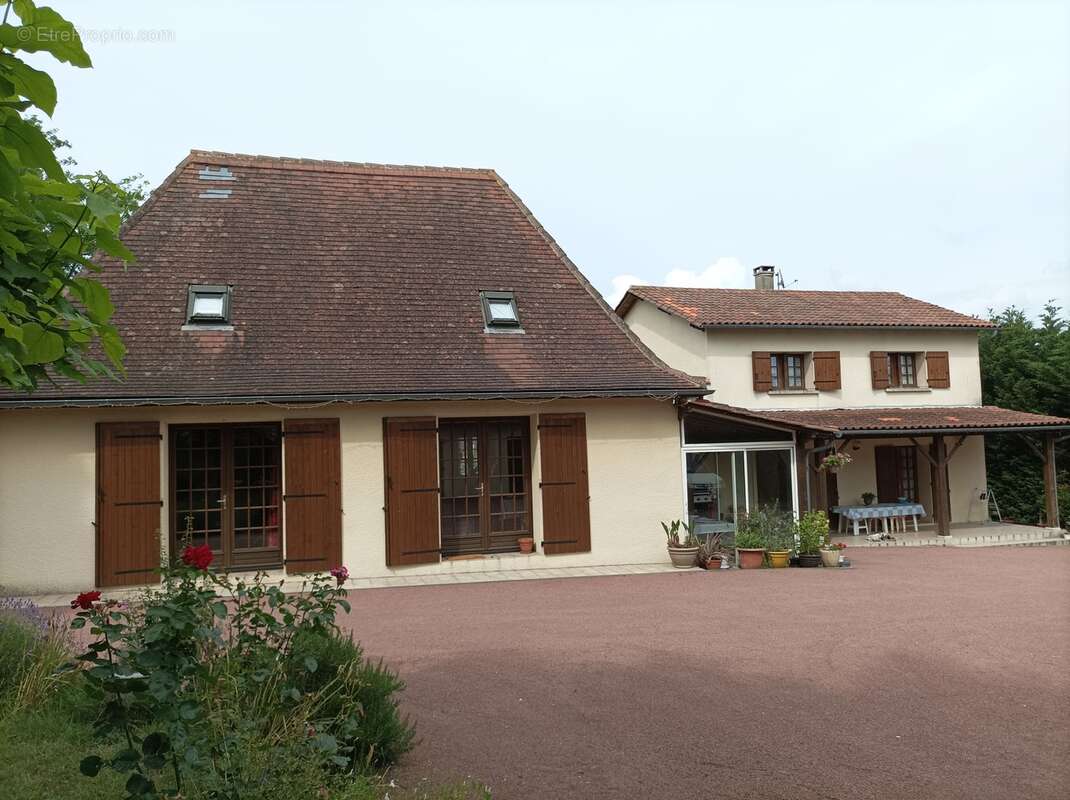 Maison à SERVANCHES