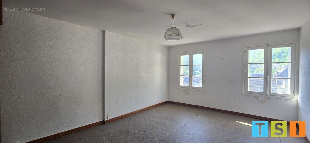 Appartement à BAGNERES-DE-LUCHON