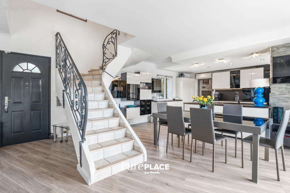 Maison à ANTIBES