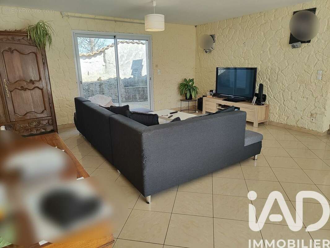 Photo 8 - Maison à CHAMPNIERS