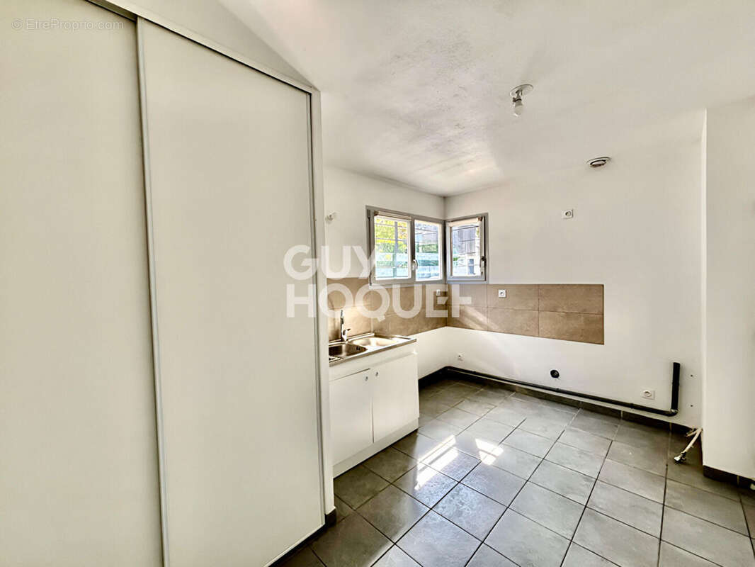 Maison à VAULX-EN-VELIN