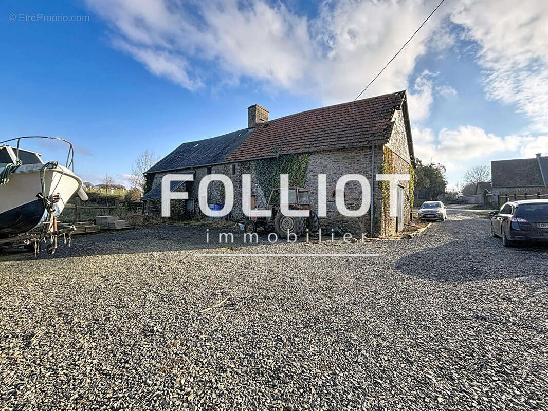 Maison à SAINT-SAUVEUR-LA-POMMERAYE