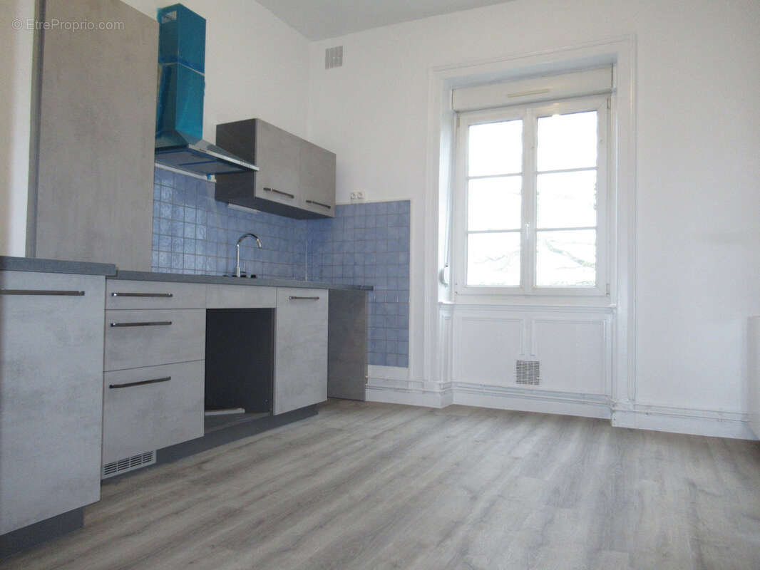 Appartement à LA FERTE-MACE
